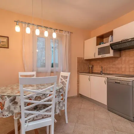 Apartamento Cosy With Garden Terrace